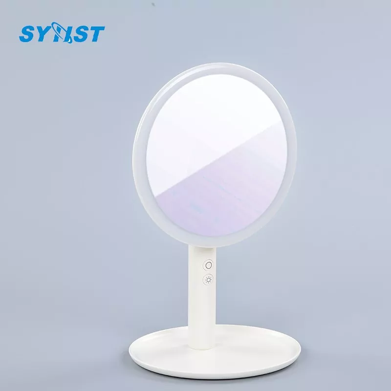 What is the difference between an LED makeup mirror and an ordinary dressing mirror with a table lamp?